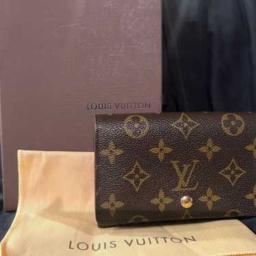 Louis Vuitton zipper coin Wallet