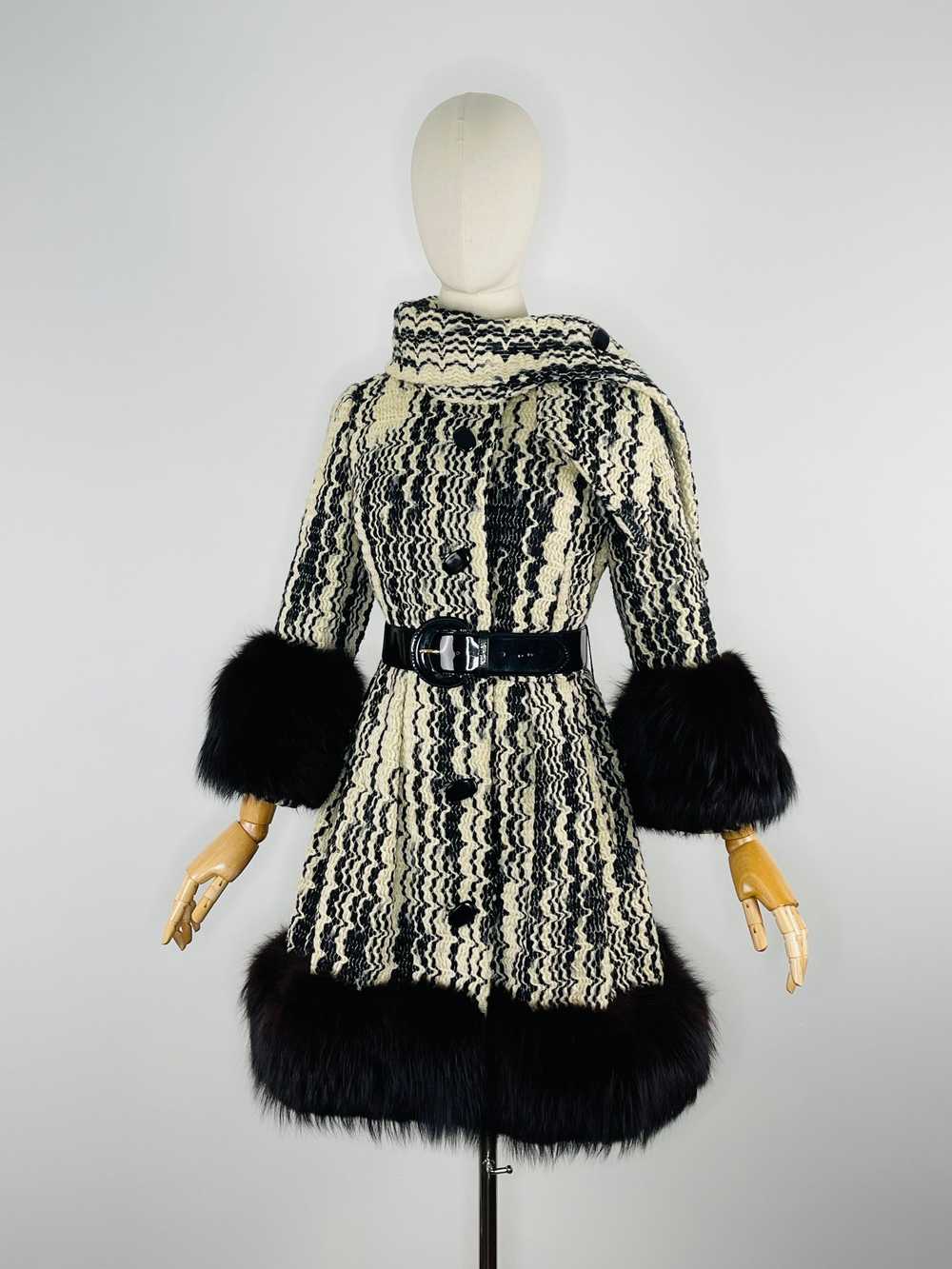 1960s wool Lilli Ann coat - image 2