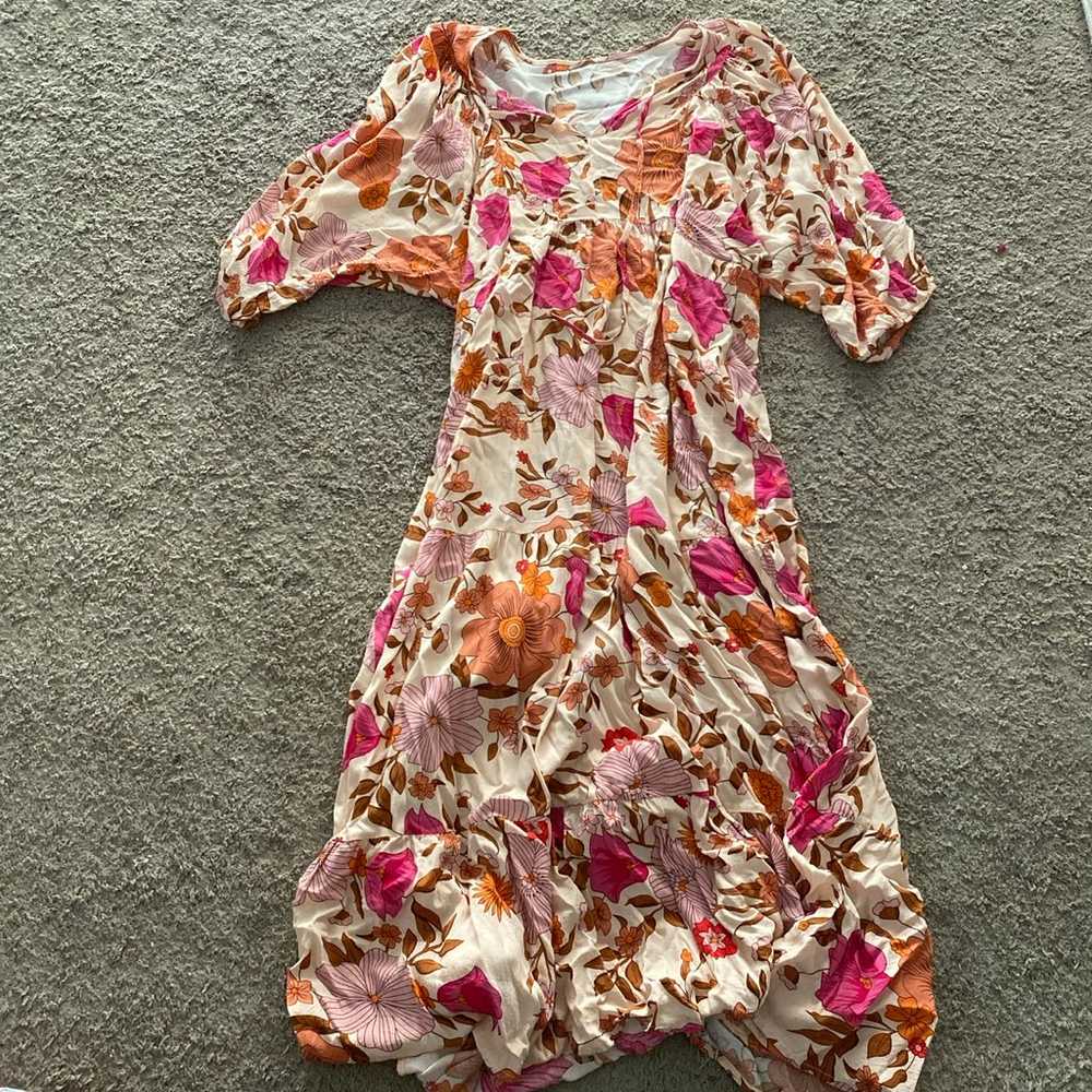 Beautiful floral dress M - image 1