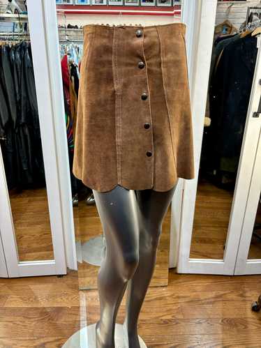 70’s Brown Suede Mini Skirt With Snap Front Button