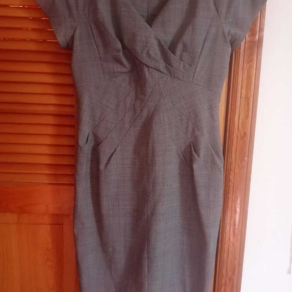 Banana Republic Dress - image 3