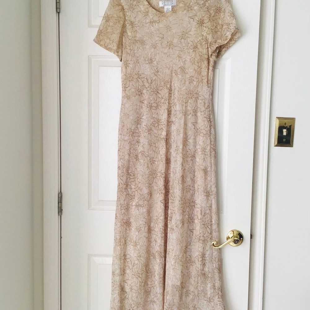 Beautiful Floral Maxi Dress - image 1