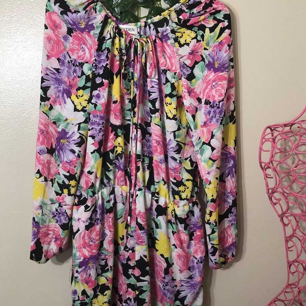 VINTAGE Leyden Floral long sleeve Romper - image 2