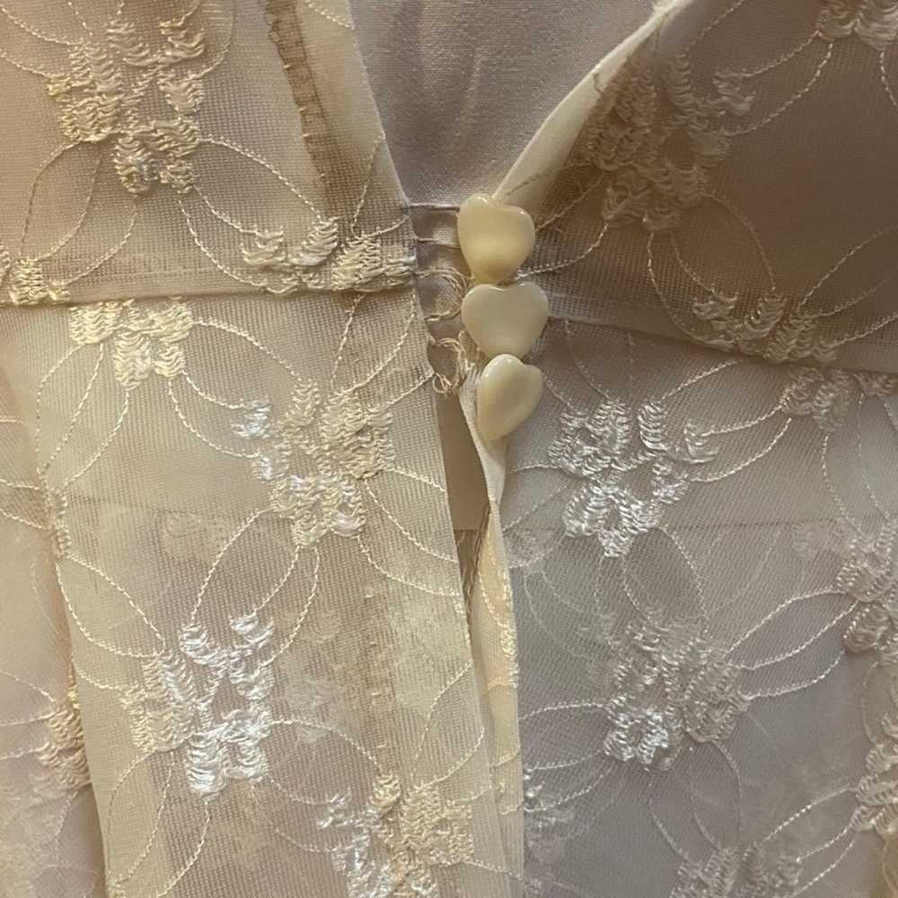 1980s M size vintage cream dress - image 3