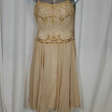 Vintage Fashion 1001 Nights Champagne cr