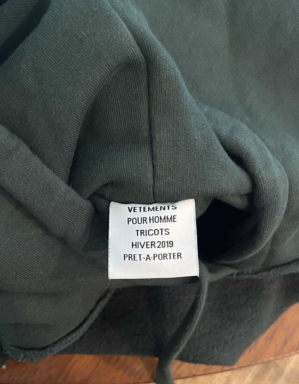 Vetements Vetements AW18 Inside Out Hoodie - image 5