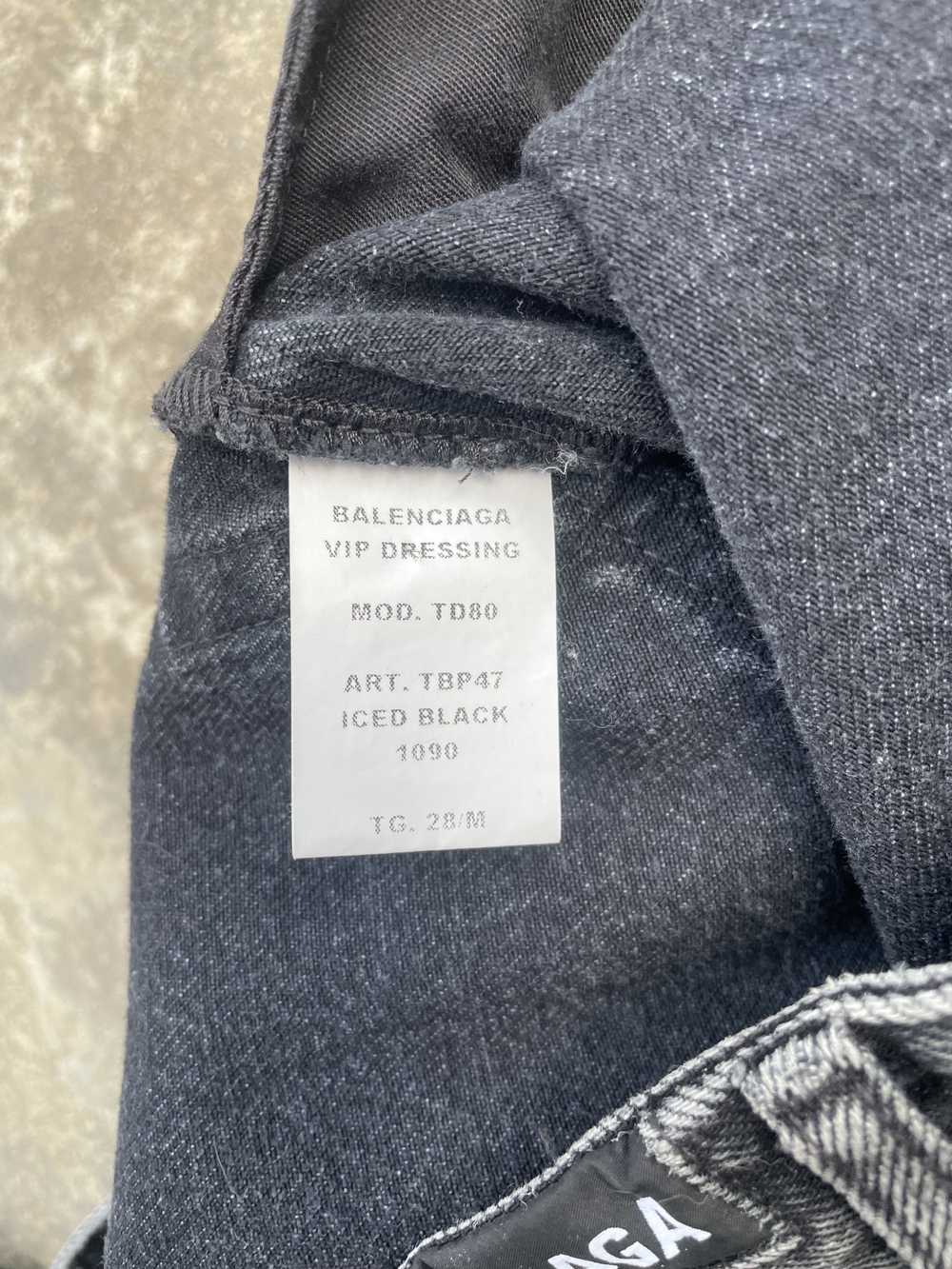 Balenciaga FW23 SAMPLE Lost Tape Wash Baggy Denim - image 9