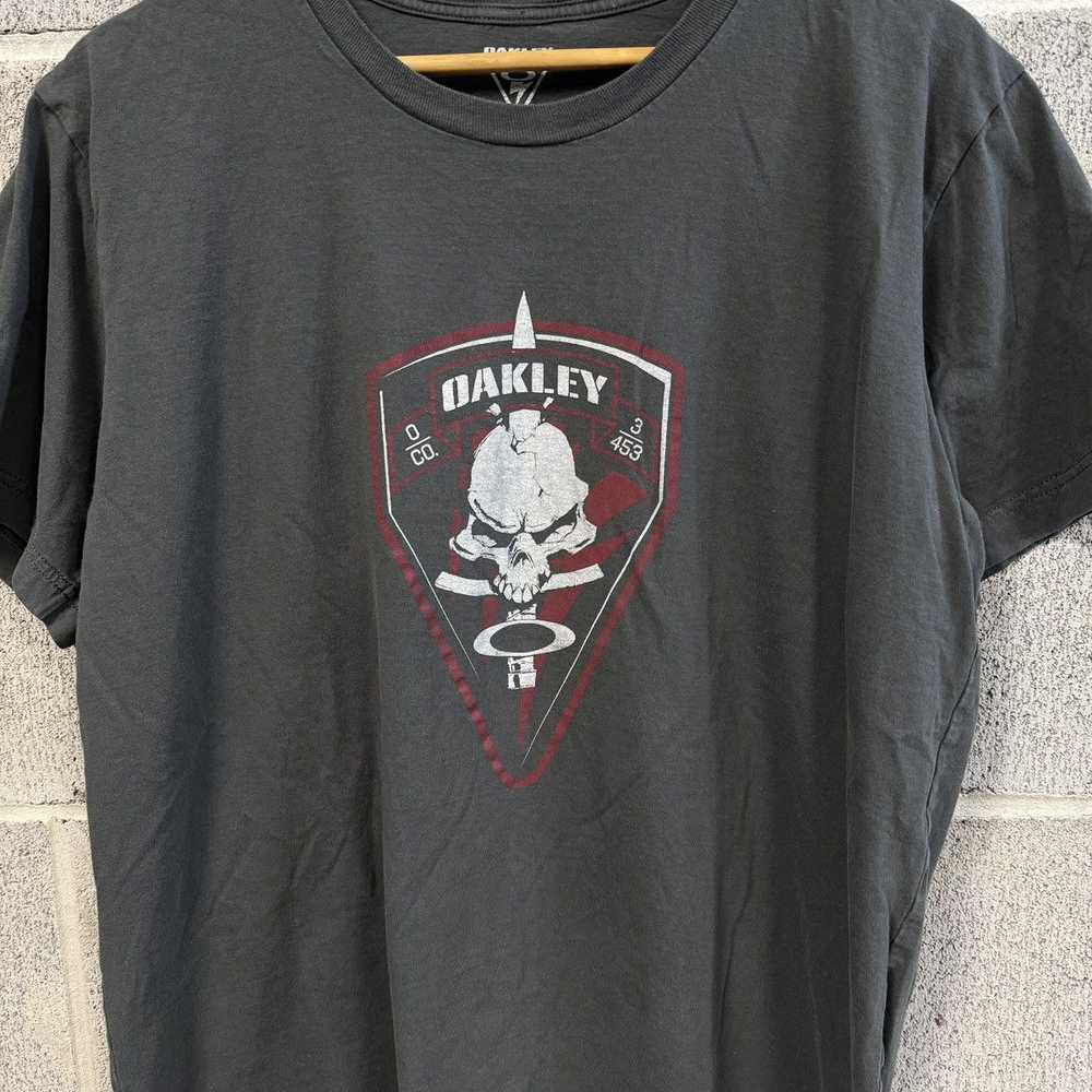 Oakley × Streetwear × Vintage OAKLEY SKULL LOGO T… - image 4