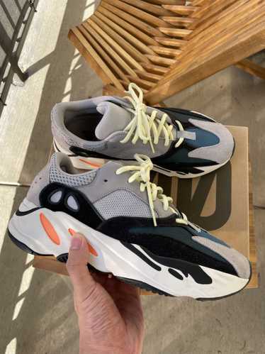 Adidas × Yeezy Season Yeezy 700 Waverunners