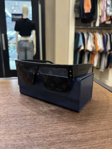 Louis Vuitton LV Waimea Sunglasses