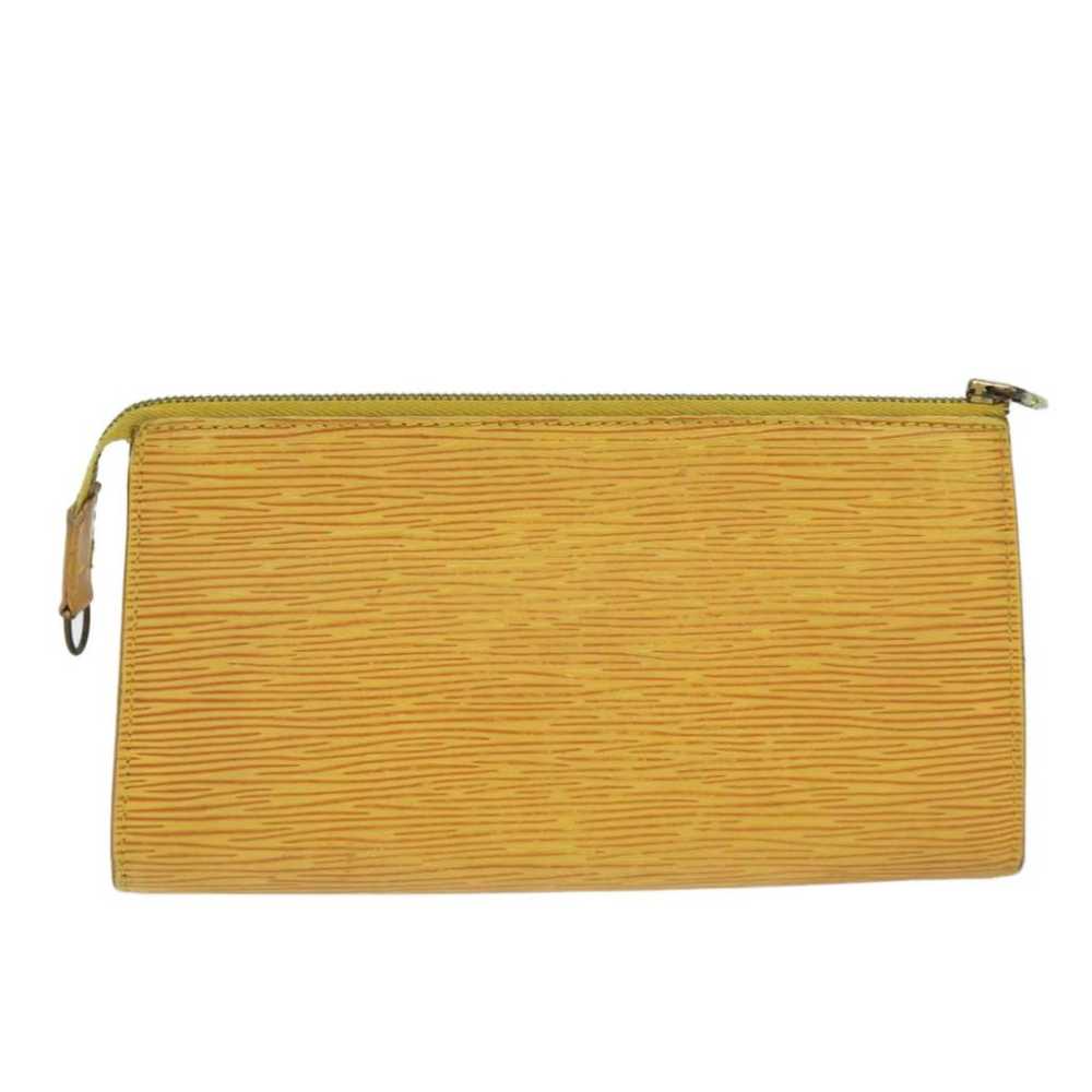 Louis Vuitton Pochette Accessoire leather clutch … - image 2