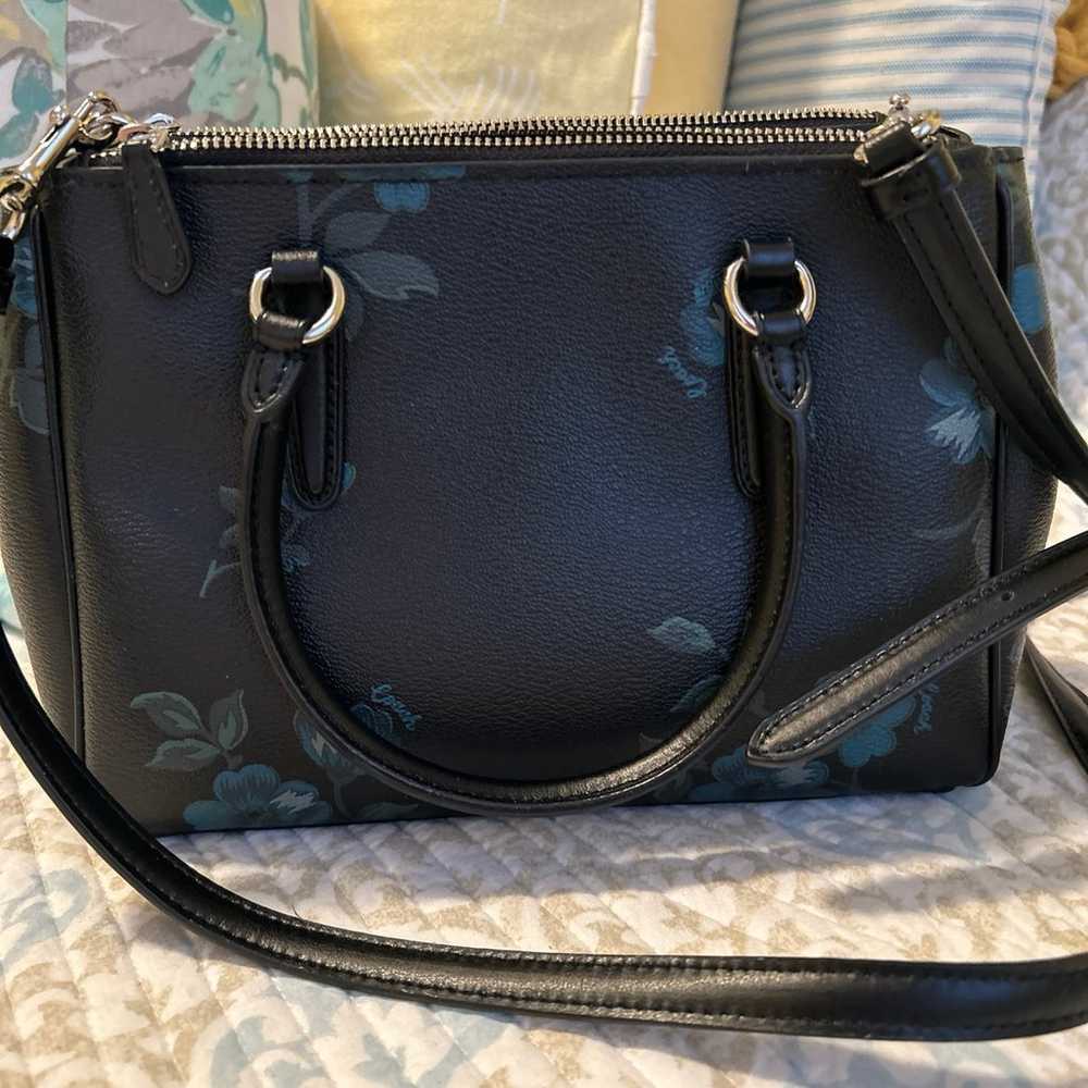 ￼ Floral print coach Crossbody. - image 2