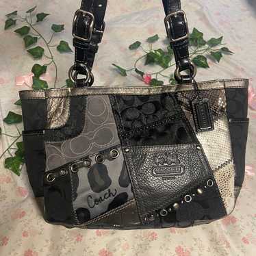 バッグ Coach Patchwork Tote bag Signature 2010 Coach Signature Multi Pastel Patchwork Medium Tote Bag