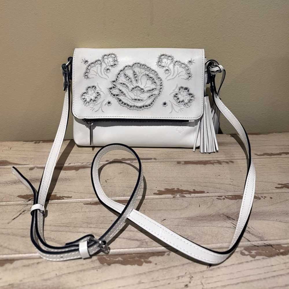 Patricia Nash Corfu Crossbody Leather White With … - image 1