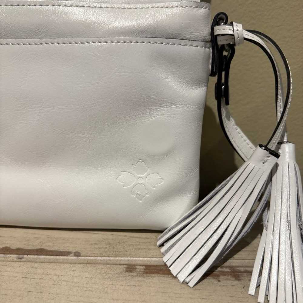 Patricia Nash Corfu Crossbody Leather White With … - image 4