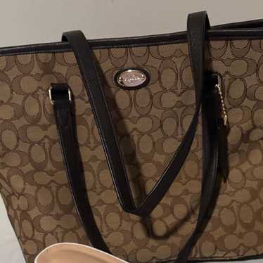 Coach handbag tote - image 1