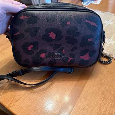 COACH CHAIN CROSSBODY LEOPARD