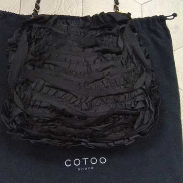 Cotoo Rose Flower Petal Design Chain Shoulder Bag - image 1