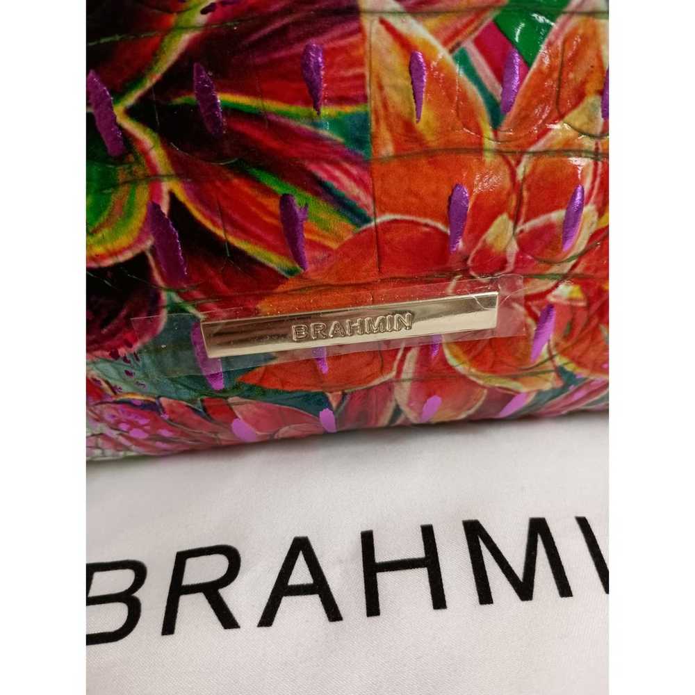 NWOT Brahmin Lorelei Utopia Small Croc Wristlet/H… - image 4