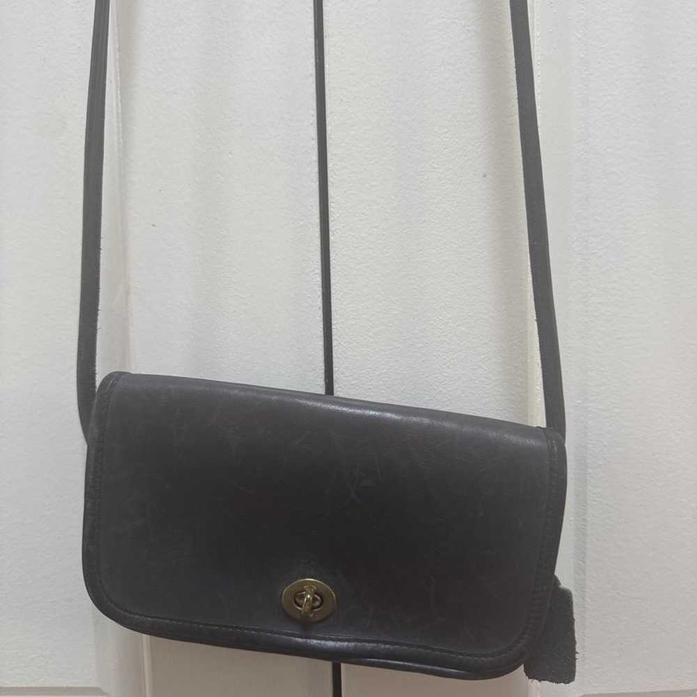 Vintage Coach Leather Crossbody Bag - image 1