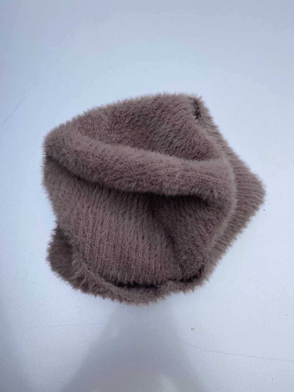 H&M × Rare × Streetwear H&M Fluffy Beanie - image 2