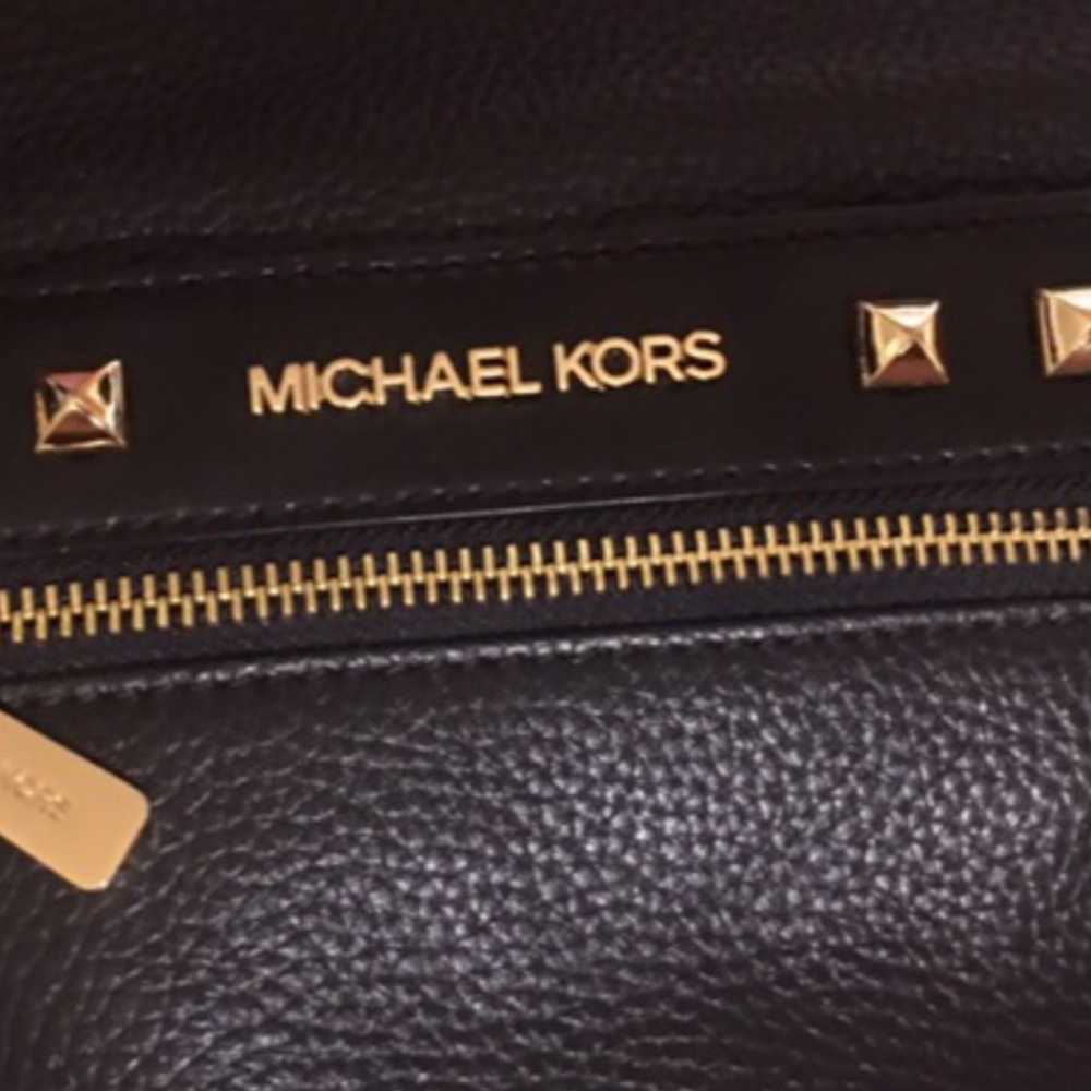 Micheal kors backpack - image 6