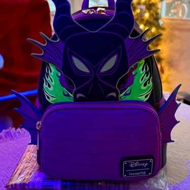 Loungefly Disney Maleficent Dragon GLOWS Sleeping… - image 1