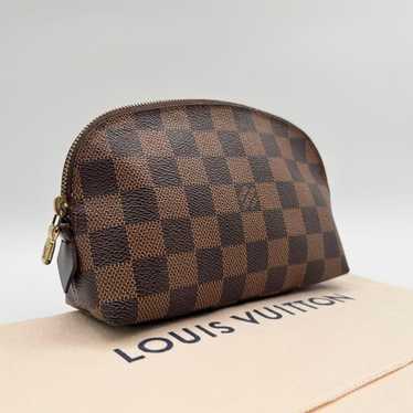 Excellent condition Louis Vuitton Damier Pouch Cos