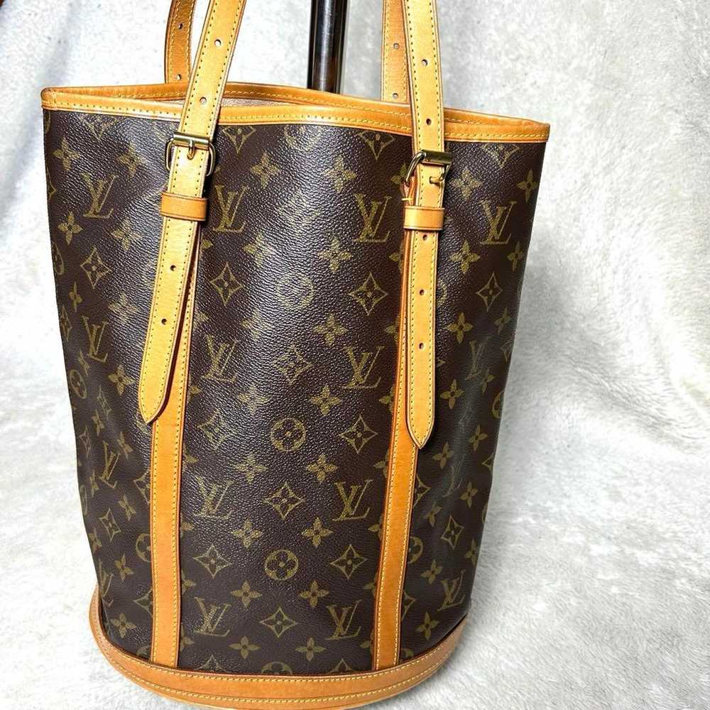 Excellent condition LOUIS VUITTON Bucket GM Bucke… - image 2