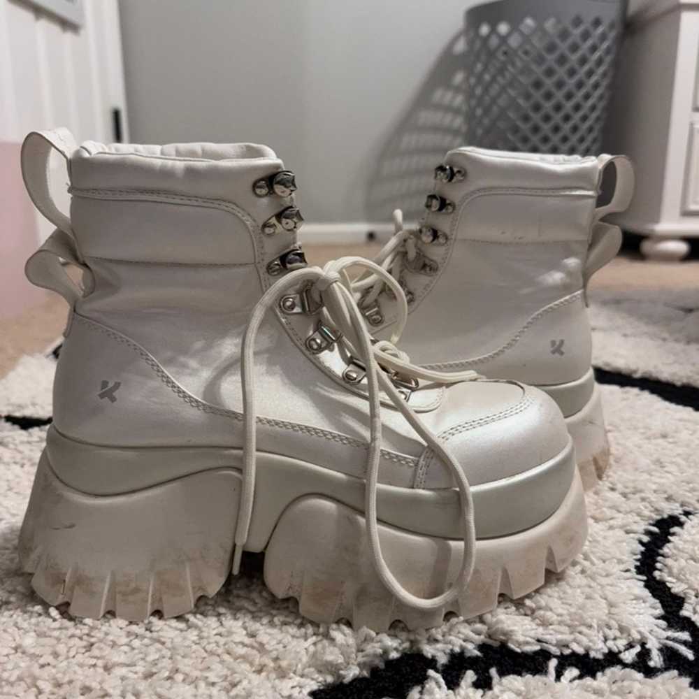 PLATFORM WHITE DOLLS KILL BOOTS - image 2