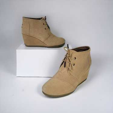 Toms Kala Suede Corduroy Wedge Booties Tan Size 9.