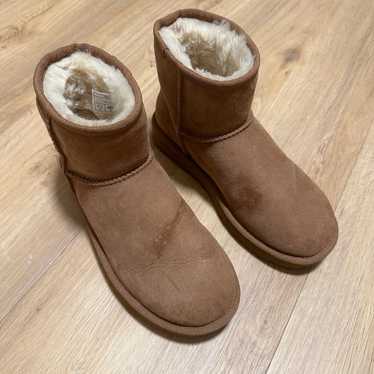 Ugg classic mini