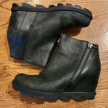 Sorel joan of arctic wedge II black ankle boots - image 1