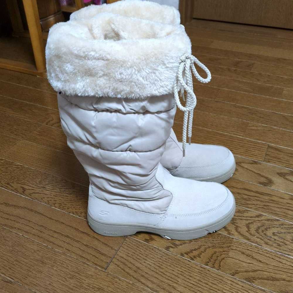 Skechers sheepskin boots - image 2