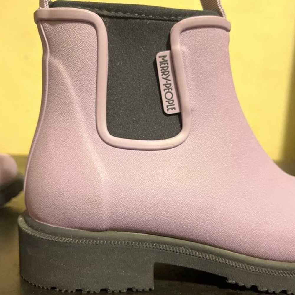 Merry People 'Bobbi' lavender Ankle Rain Boot, sz… - image 5