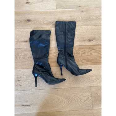 Aldo - Pointed Toe Heeled Faux Leather Boots in Bl