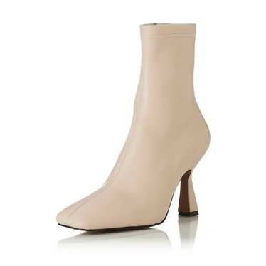 Alias Mae Becca Cream Stretch Leather Square Toe R