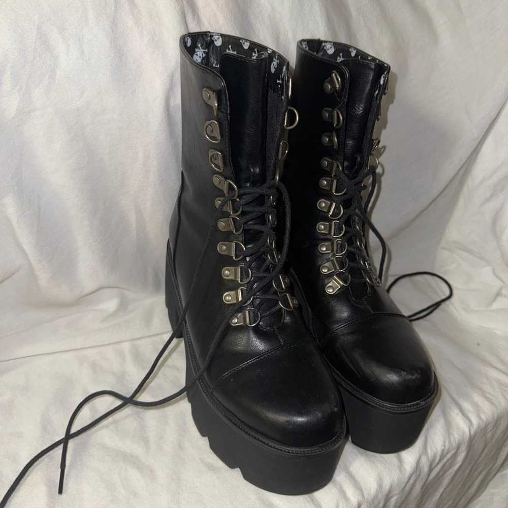 Chunky gothic lace up front skull boot - image 2