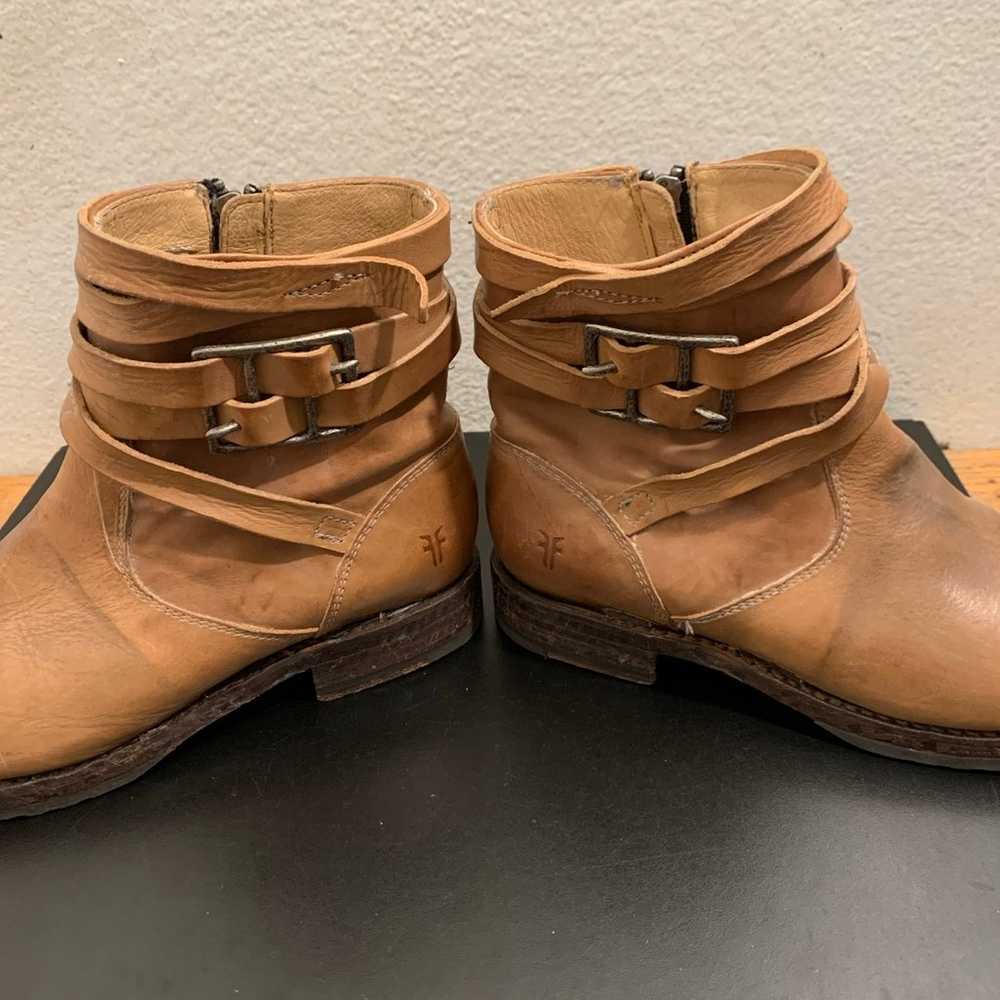 FRYE Veronica Strappy Tan Brown Leather Boot Size… - image 3