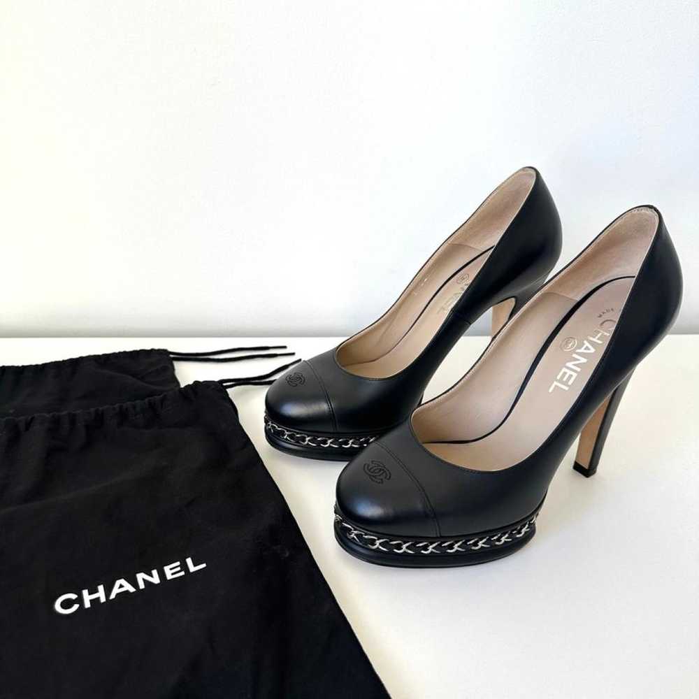 Chanel Leather heels - image 2