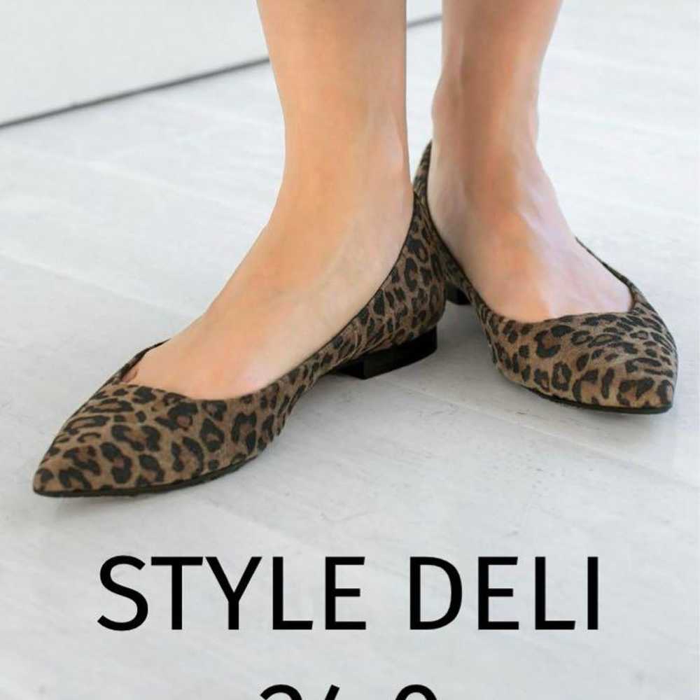 STYLE DELI 【Made in JAPAN】 Leopard Print Flat Pum… - image 1