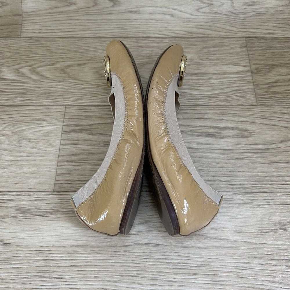 Tory Burch Tan Patent Leather Elastic Ballet Flat… - image 6