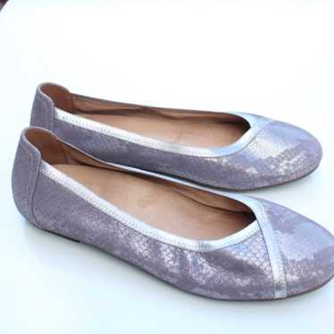 Vionic flats Caroll