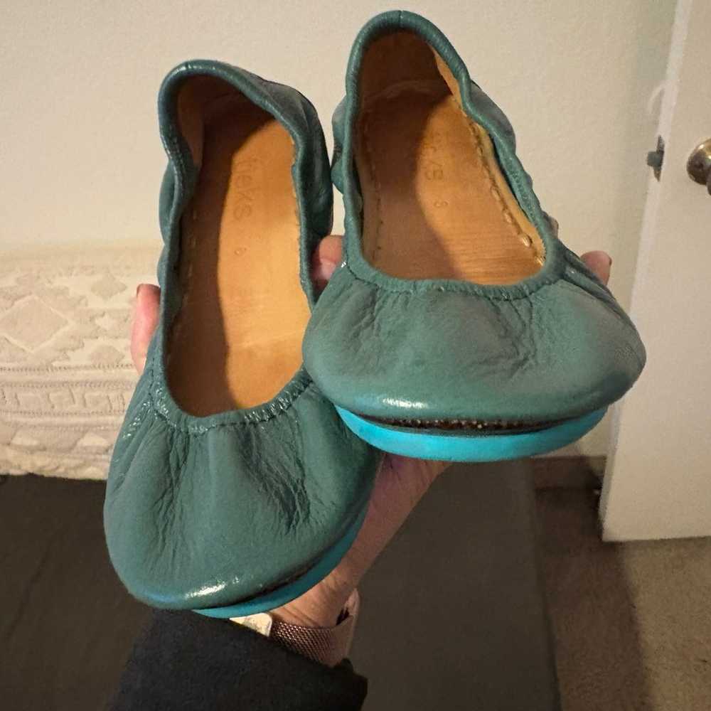 Tieks pacific green size 8 - image 5