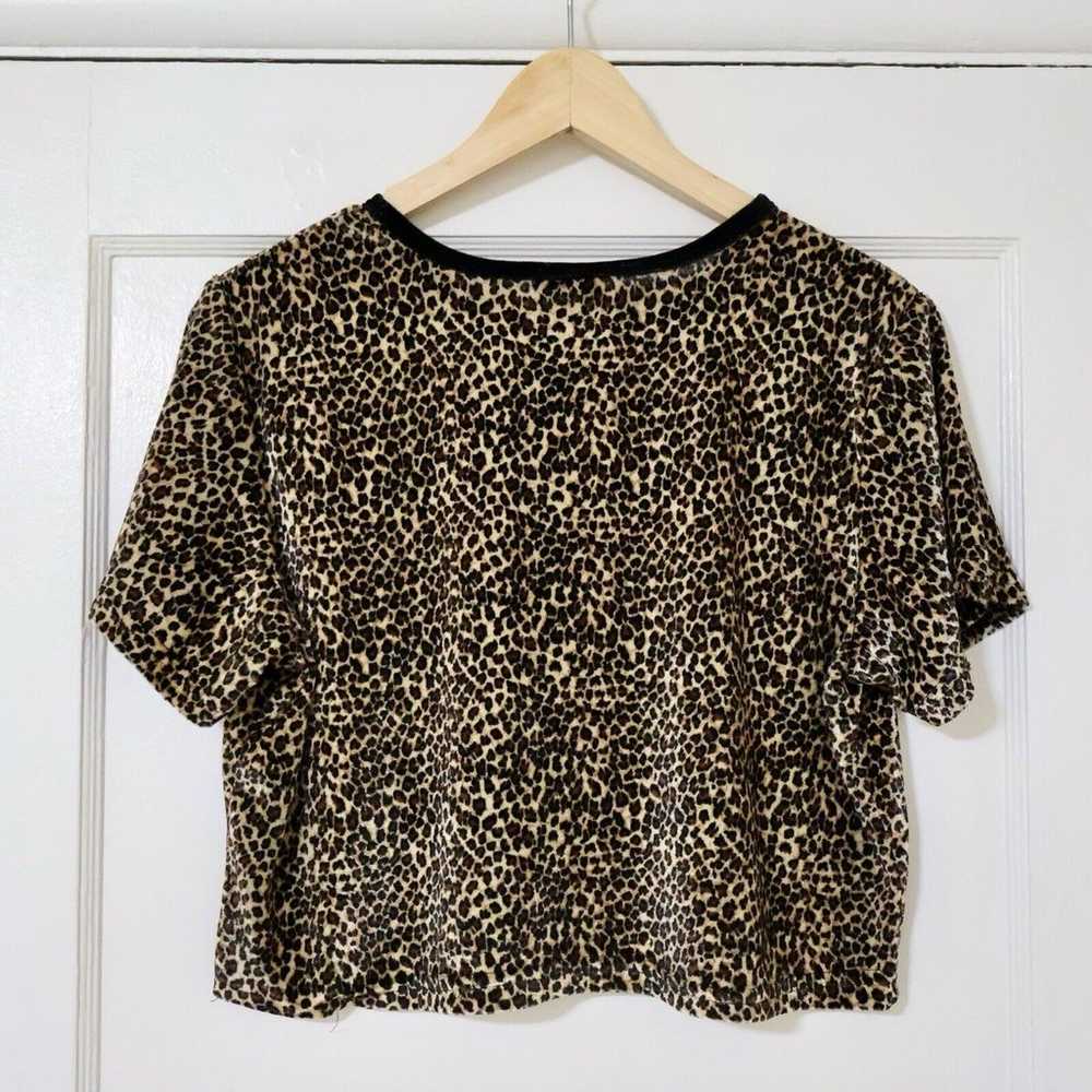 Vintage Soft Wear Leopard Velour Crop Top Size L … - image 2