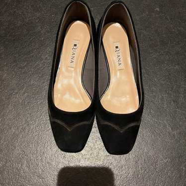 DIANA Black Suede Square-Toe Pumps 22 cm - image 1