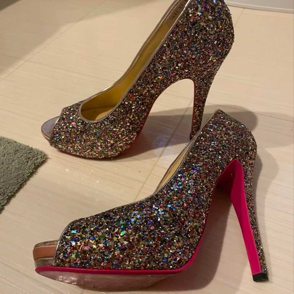 COMEX. Glittery sequined heeled sandals for night… - image 3