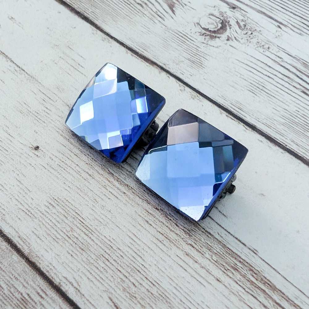 Vintage Vintage Clip On Earrings Faceted Blue Sta… - image 2