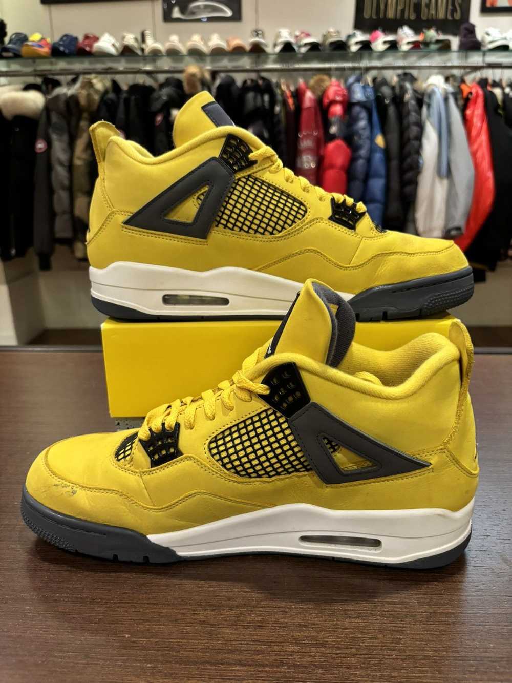 Jordan Brand Jordan 4 Retro ‘Lightning’ 2021 - image 3