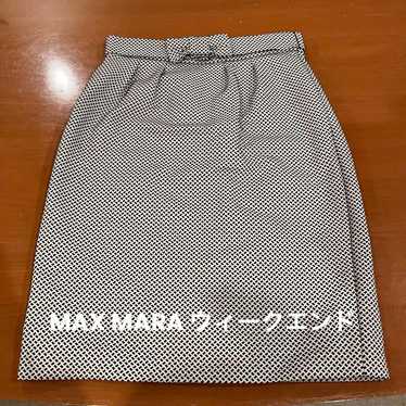 Max Mara Weekend Elegant Pencil Skirt